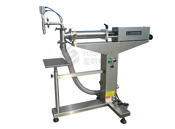 Semi-automatic liquid filling machine